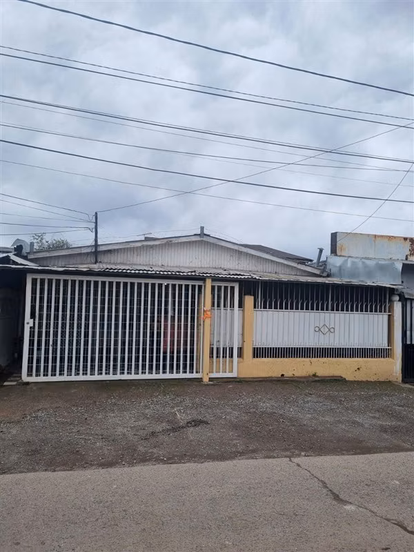 Casa en venta de 3 dorm. en Puente Alto, Teniente Merino.