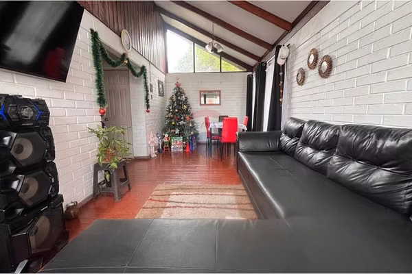 ¡acogedora casa a la venta en maipú!