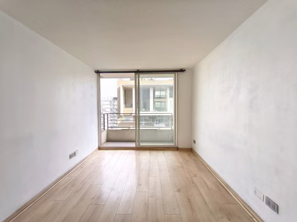 ARRIENDO 1D1B EN SUITE CON BALCÓN  SERRANO 633