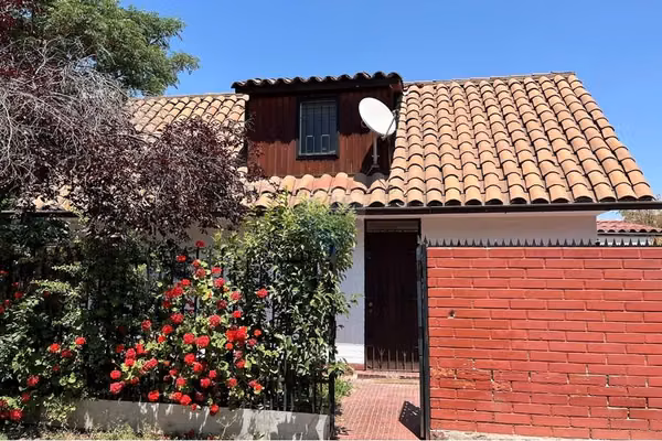 Casa esquina con patio en venta la florida