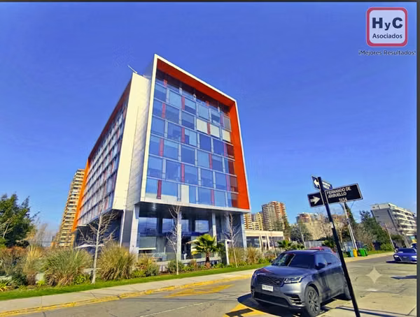 EN ARRIENDO | OFICINA EN VITACURA | 2 ESPACIOS PRIVADOS | RECEPCIÓN | ESPACIO INTERMEDIO