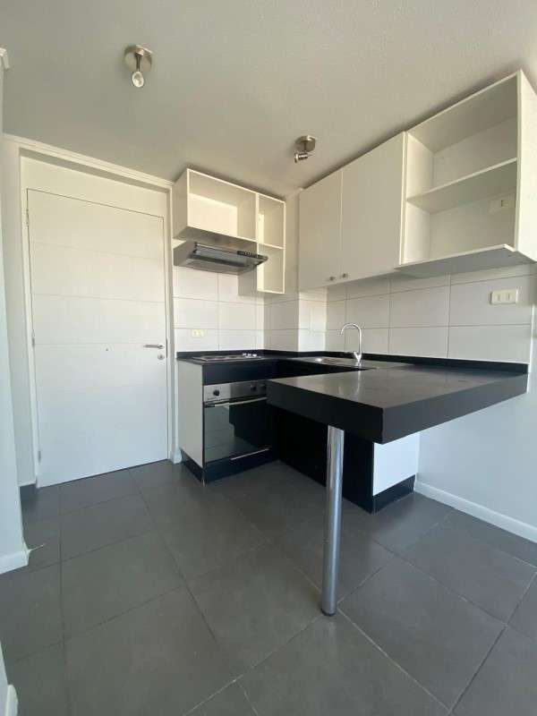 EN VENTA DEPTO 1D1B | METRO PARQUE ALMAGRO | SANTI
