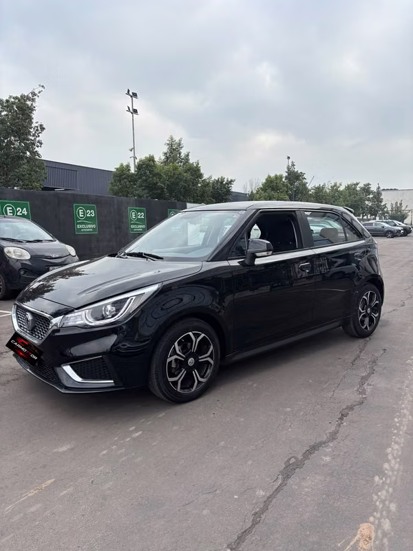 MG3 COM. 2023 UNICO DUEÑO 25.000 KM