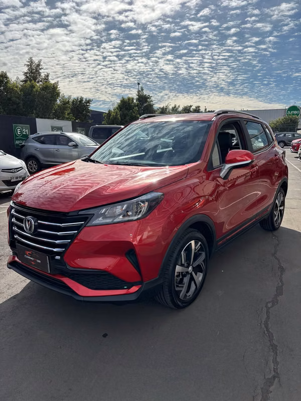 CHANGAN CS15 ELITE AT UNICO DUEÑO