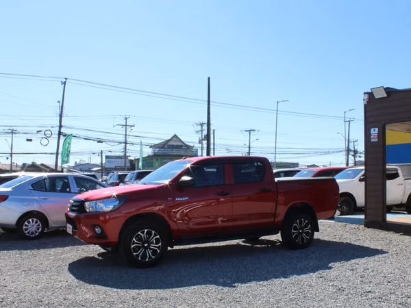 TOYOTA Hilux 2.4L DIESEL 2023
