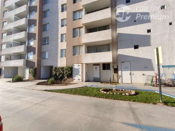Arriendo año corrido 2D/2B a 100 m de la playa Av. Pacífico