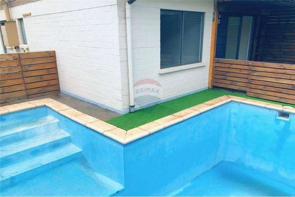 Casa con piscina