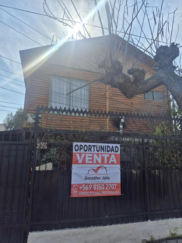 CASA CON GRAN TERRENO PARA REMODELAR