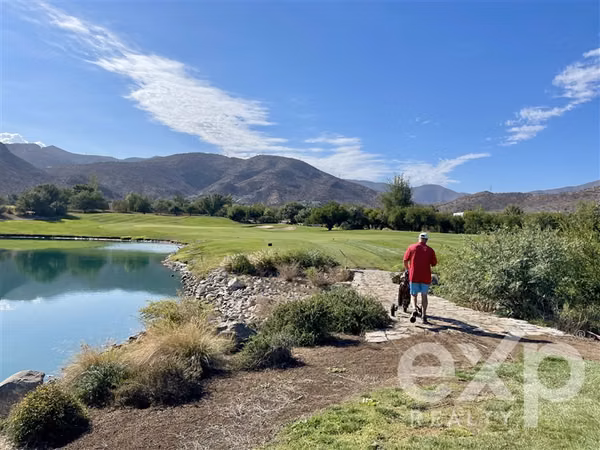 Hacienda de Chicureo, sitio borde cancha, visita guiada !