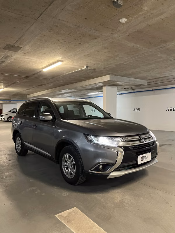 Mitsubishi Outlander 4x2 2.0 MECANICA