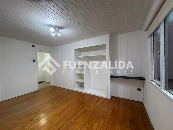 Arriendo Oficina Estacionamiento y GGCC en Puerto Varas