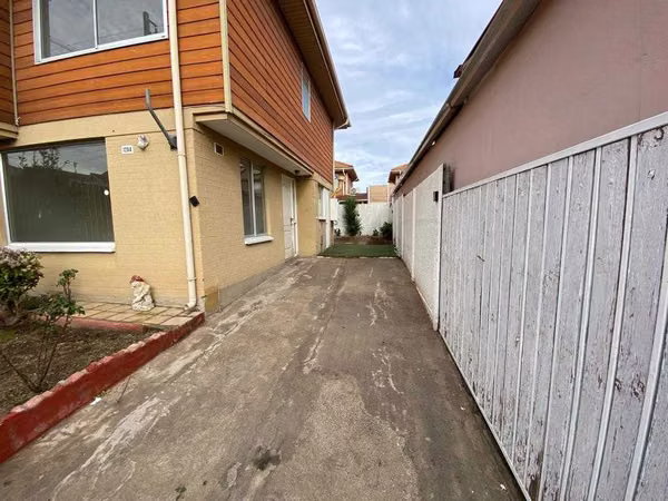 Hermosa casa en Palza viva  (181994)