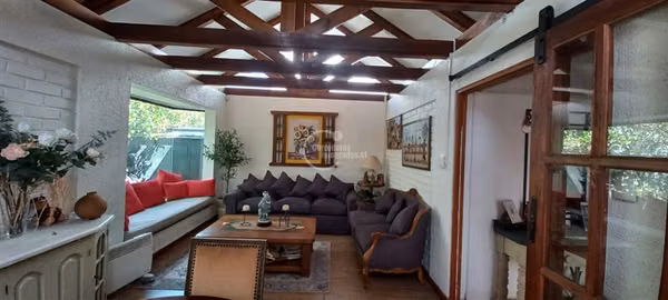 Lo Matta-La Llaveria 150m2/300m2, family room en masarda