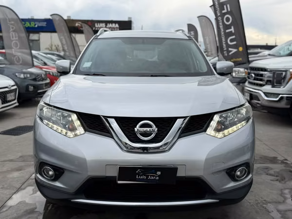 NISSAN XTRAIL ADVANCE 3 CORRIDAS DE ASIENTOS