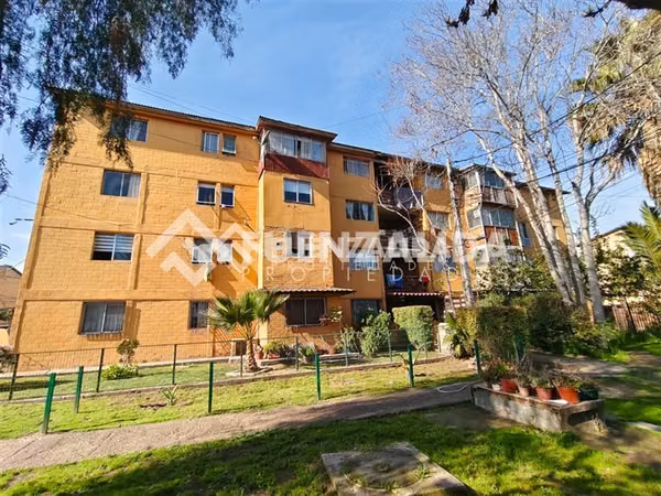 Departamento en venta de 3 dorm. 1er piso en Maipú