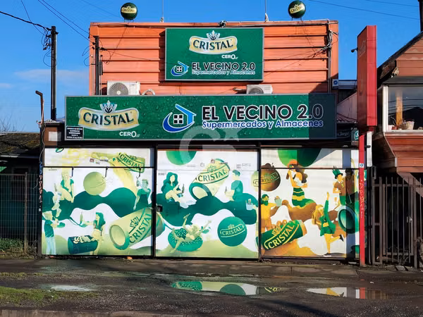Minimarket más patente de alcoholes.