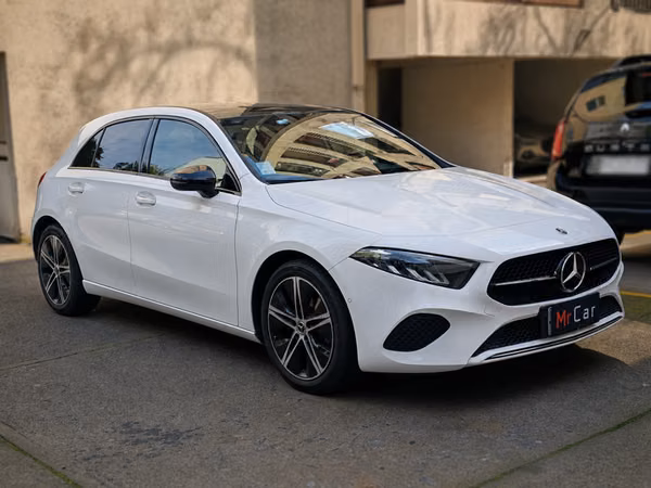 MERCEDES BENZ A 200 HB PROGRESSIVE 1.3 - 2025 | 4474