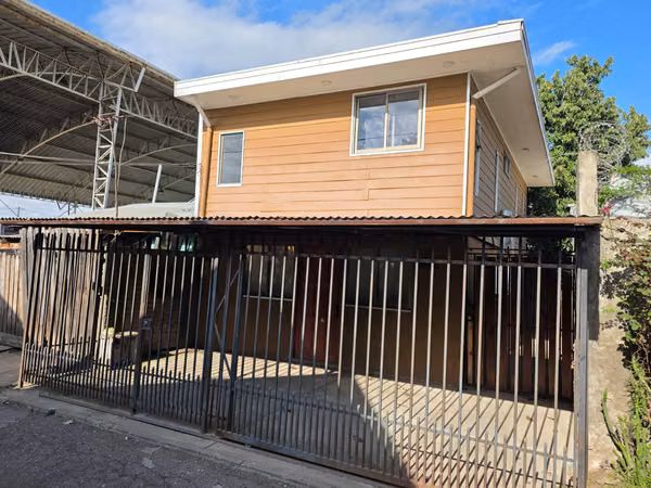 Linda Casa en Venta – Sector Surponiente, Curicó