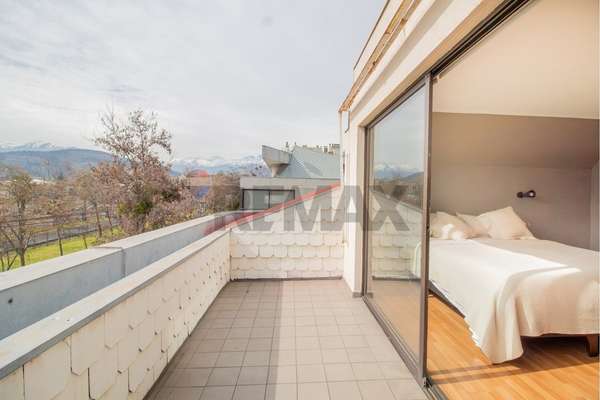 Vive en este duplex espacioso
