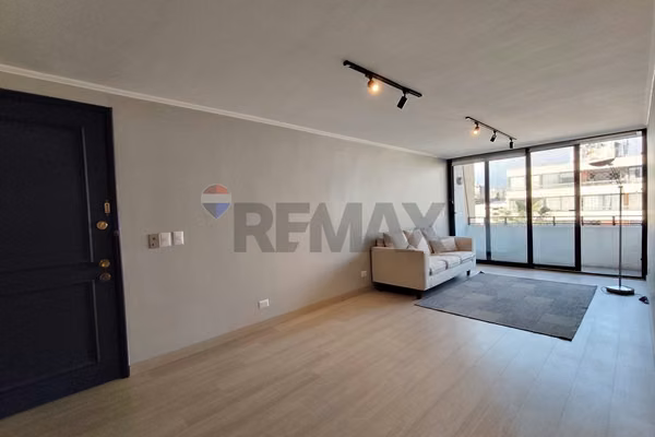 Remodelado con vista periferica en calle holanda