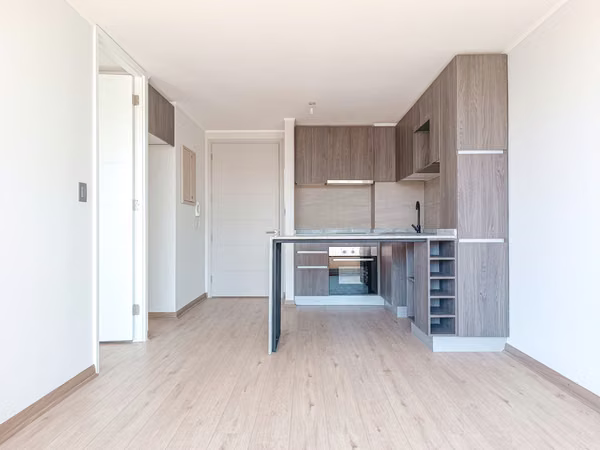 Av. La Florida 10695 [2820-1]