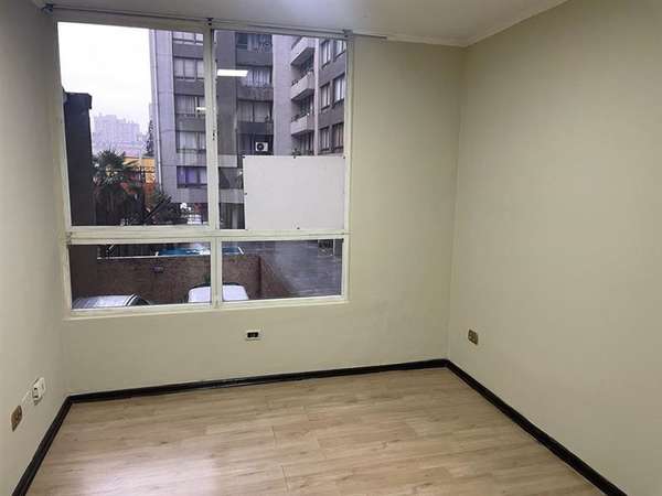 DPTO AL LADO DEL METRO U DE CHILE, STGO CENTRO CON EST/BOD