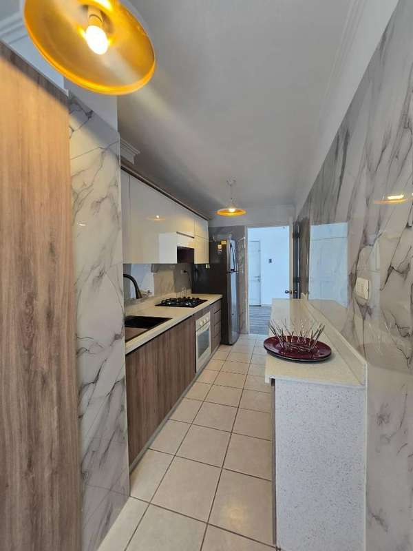 Venta depto 3D 2B piso 4 vista al mar Edif Torres de Huayquique, Iquique