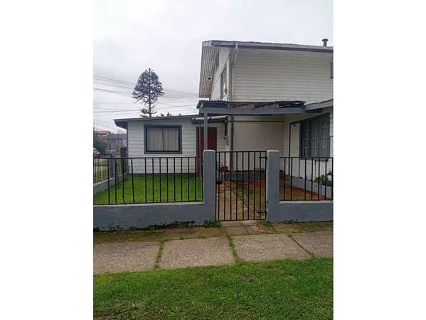 Casa con 2 cabañas en Venta Huachocopihue