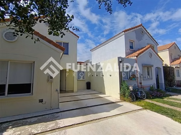 Casa en venta 3 dormitorios en Laguna de Cóndores, ECH
