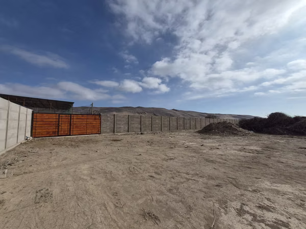 LLUTA LOTE DE 5.000 M2 KM 3
