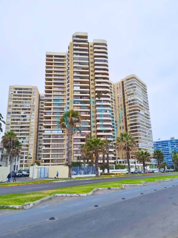 Venta Departamento Las Antillas UF 7.900 (182383)