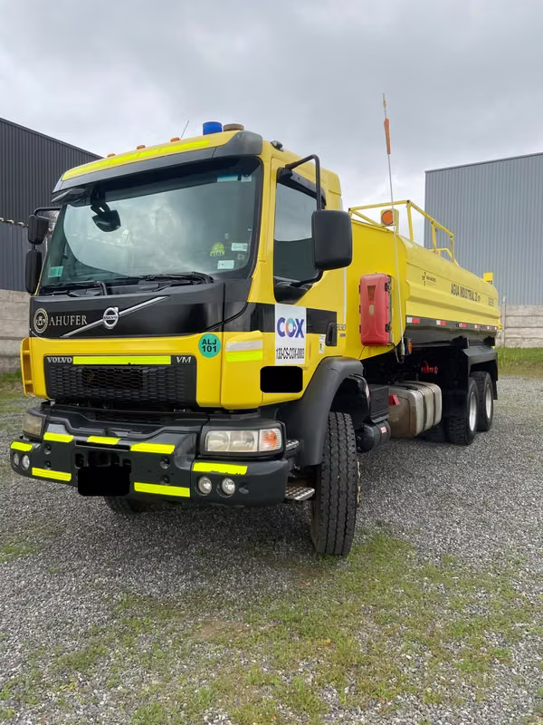 VOLVO VM 330 6X4 AÑO 2022 ALJIBE20M3 95.000KM