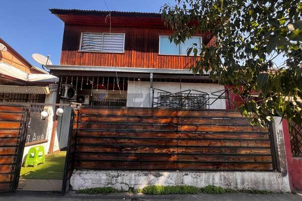 Casa familiar con amplio espacio y gran potencial