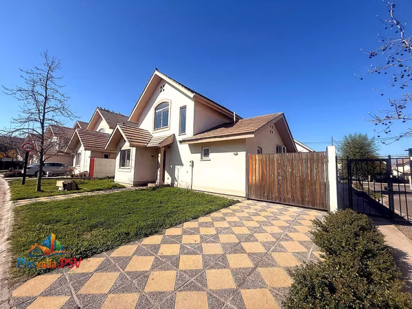Amplia Casa en condominio, 4D,3B,Estc.3 (182538)