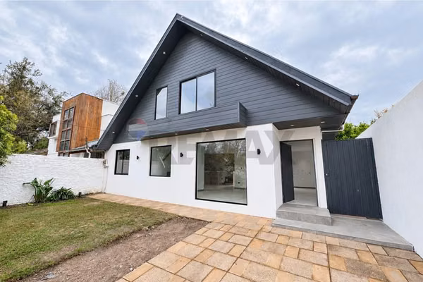 Casa en venta parinacota 1380, las condes