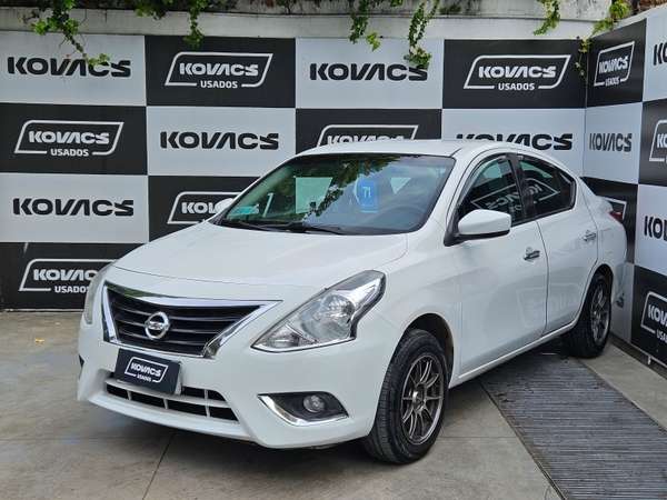 Nissan Versa 1.6 Sense  Mt 2015