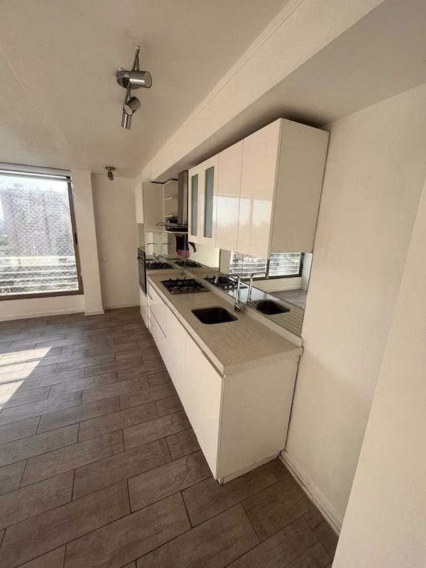 Venta Depto Metro Cerro Blanco | |3D+2B+E+Bod (182599)