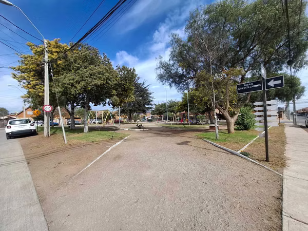 Se Vende Casa 3 D 3 Baño Coquimbo (182610)