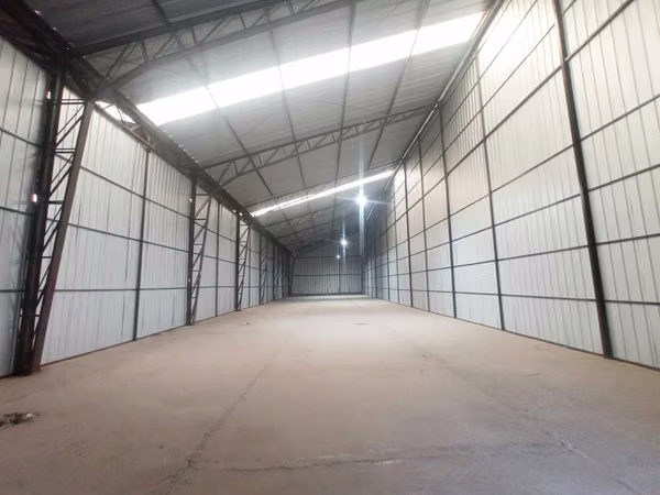 Espacio Ideal para Almacenamiento Seguro (182677)