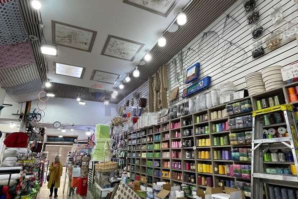 Gran local comercial calle rosas | 436 m²