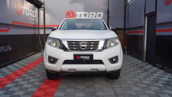 Nissan NP300 Navara 4x4 2,3 (PIE DESDE $4,800,000