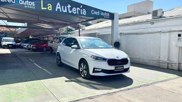 Skoda Fabia 1.0 TSI ACTIVE 4X2 HB MT 5P (2022)