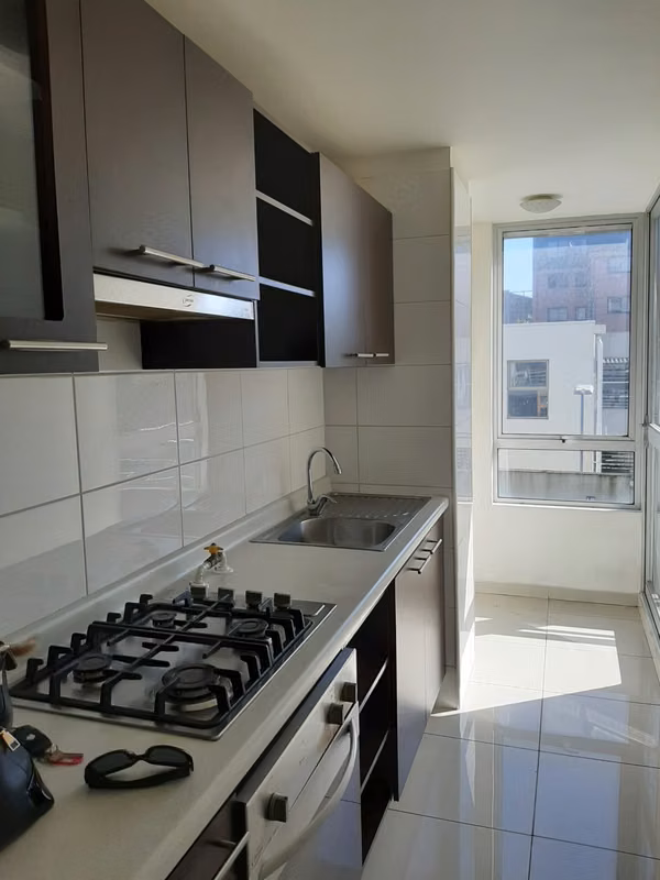 Arriendo depto central 2 D 2B 1E  1B calle colo colo