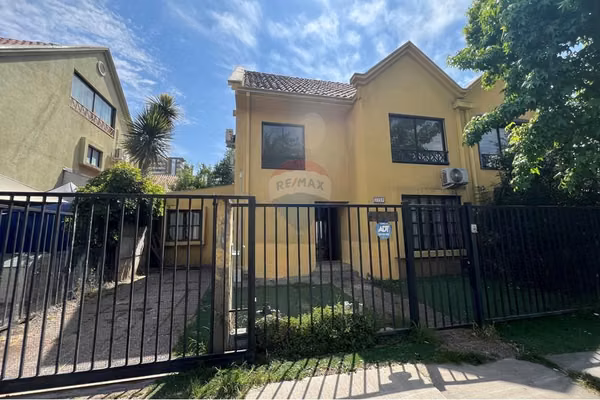 Venta casa familiar huechuraba