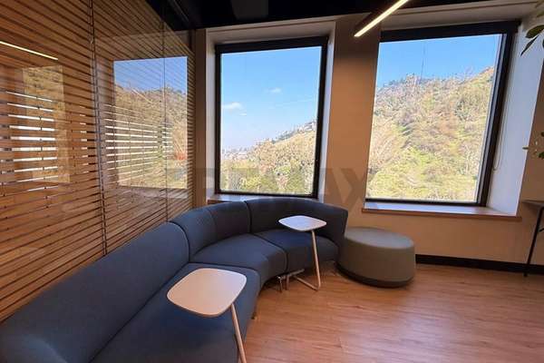Oficina comercial exclusiva en providencia