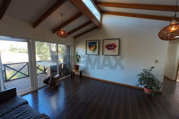 Casa en condominio con laguna natural villarrica