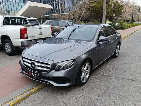 MERCEDES BENZ E 220 D - 2017 | 2626
