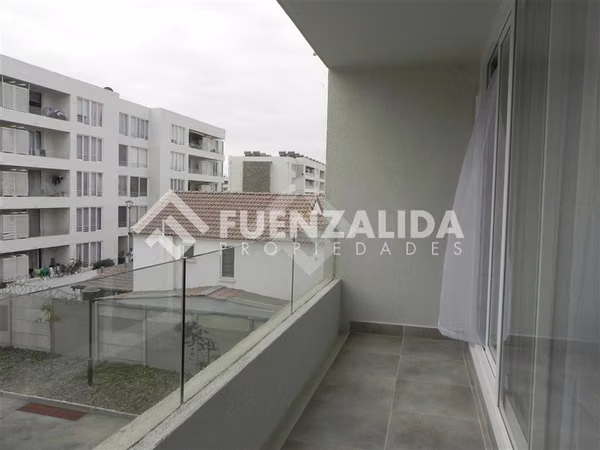Departamento en arriendo de 2 dorm. 1 baño, estacionamiento