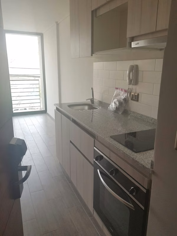 Arriendo Dpto Tipo Estudio Metro Hospitales, Independencia