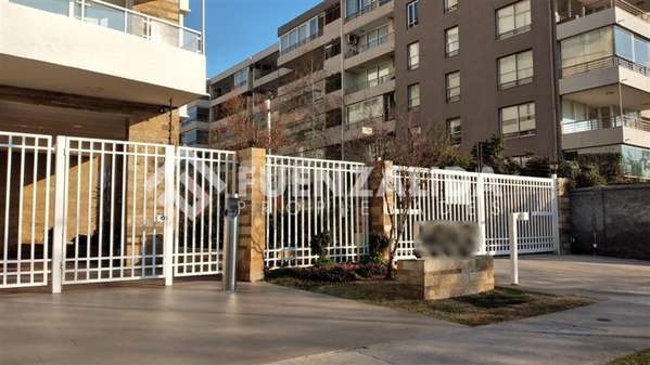 Estacionamiento en venta en Las Condes